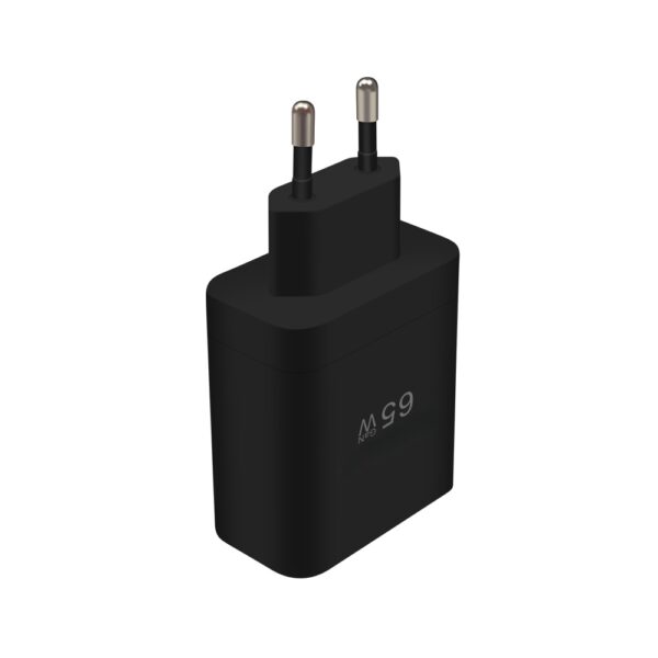65W 3- Port Fast Charging Charger - Image 15