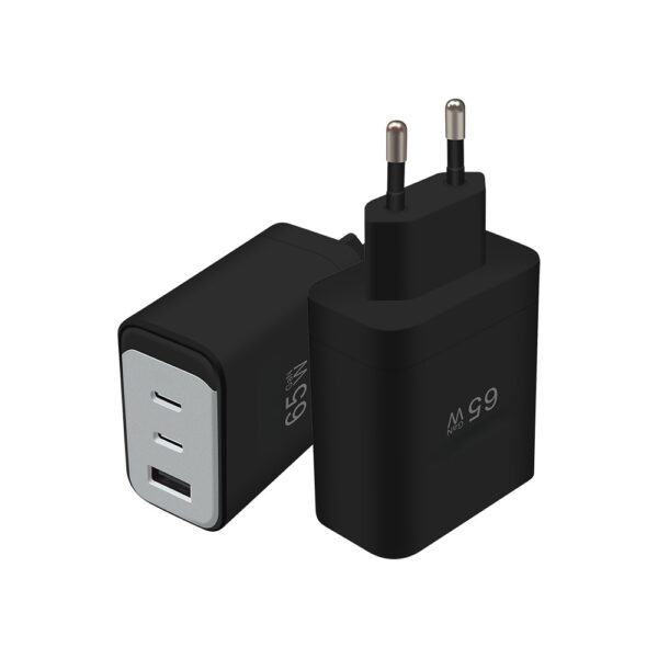 65W 3- Port Fast Charging Charger - Image 13